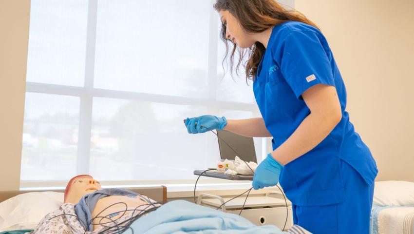 ナーシング（看護）（Nursing）